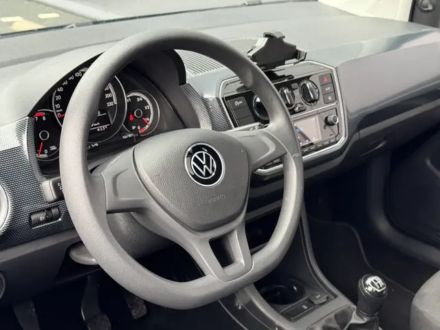 Volkswagen up! 1.0 2021 Benzine 3
