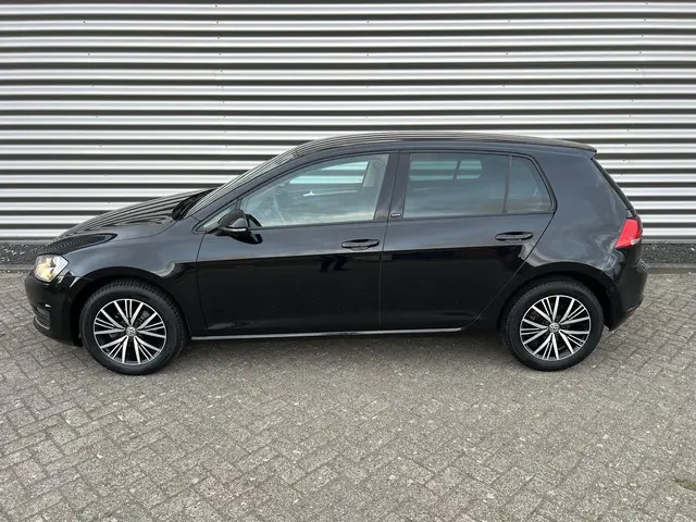 Volkswagen Golf 2