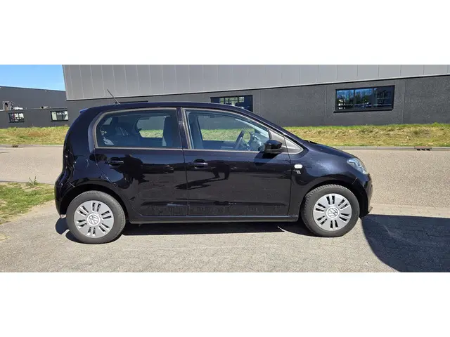 Volkswagen up! 1.0 move up! BlueMotion 2014 Benzine 7