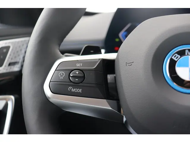 BMW X1 xDrive25e 2025 Hybride Benzine 20