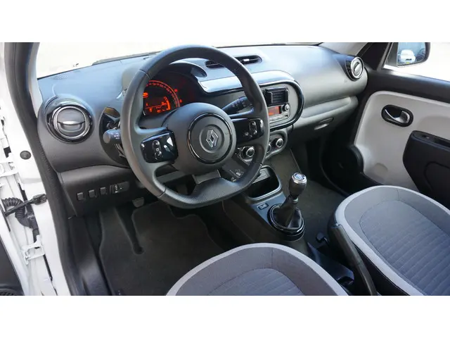 Renault Twingo 1.0 SCe 73pk 5Drs Collection 2020 Benzine 17