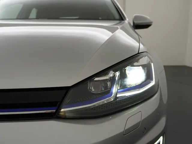Volkswagen e-Golf e-Golf 2019 Elektrisch 13