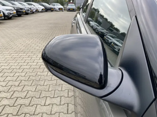 Kia Stonic 1.0 T-GDi DynamicLine 2019 Benzine 6