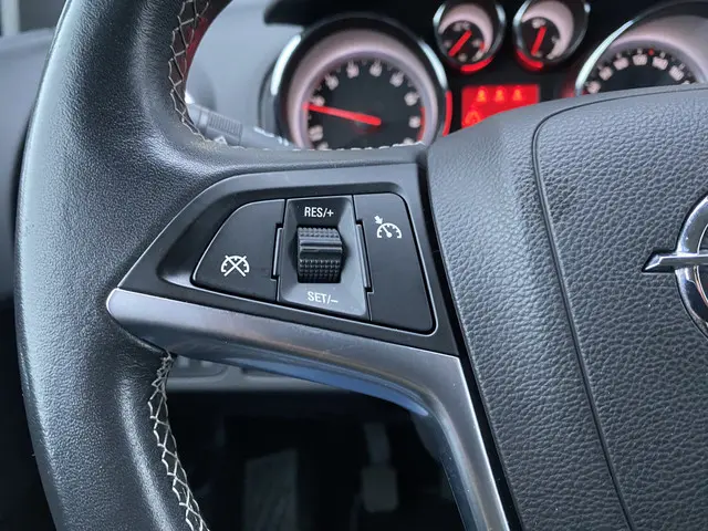 Opel Meriva 1.4 Blitz 2016 Benzine 22