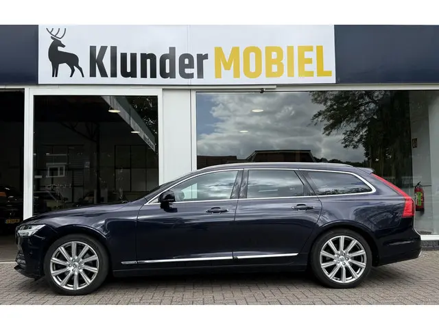 Volvo V90 2