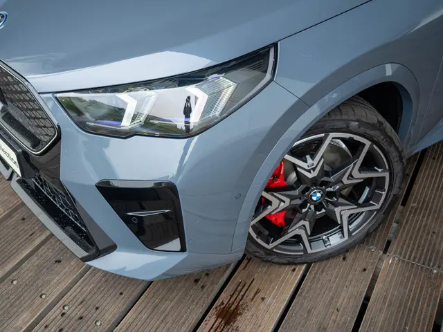 BMW iX2 eDrive20 2025 Elektrisch 14