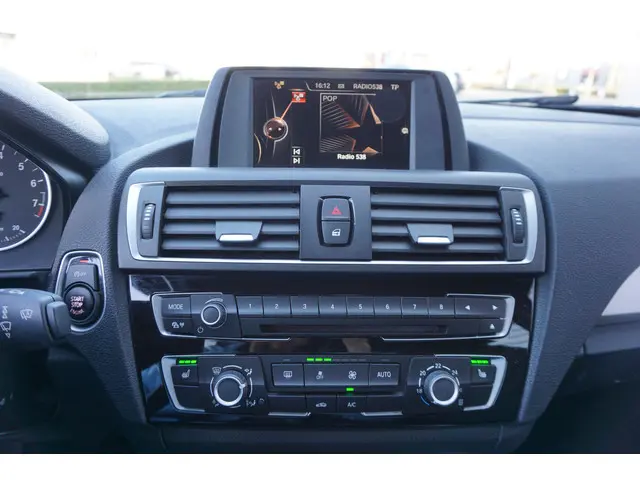 BMW 1 Serie 118i Corporate Lease M Sport 2016 Benzine 12