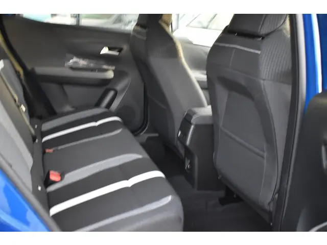 Opel Frontera 1.2 Turbo Hybrid GS 2025 Hybride Benzine 15