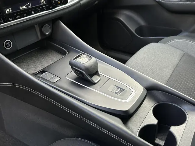 Nissan QASHQAI 1.3 MHEV Xtronic N-Connecta 2024 Benzine 38