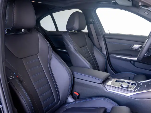 BMW 3 Serie Sedan 330e 2026 Hybride Benzine 10