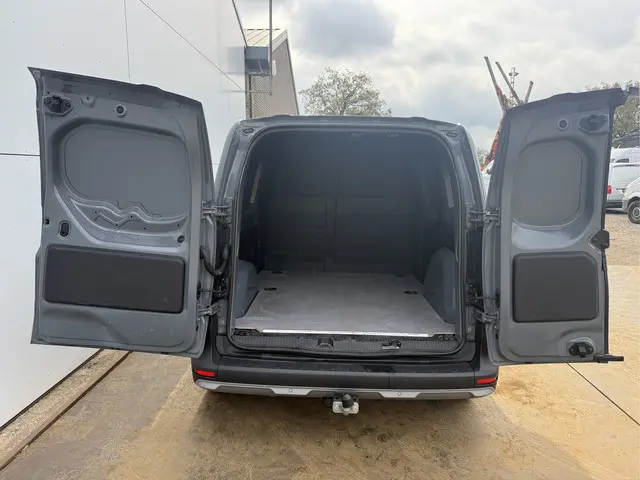 Nissan Townstar N-Connecta 1.3 130PK 2022 Benzine 11