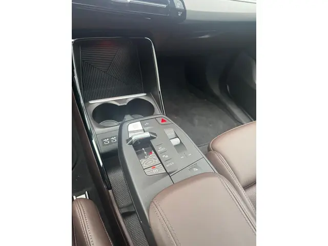 BMW X1 XDrive25e 2024 Hybride Benzine 29