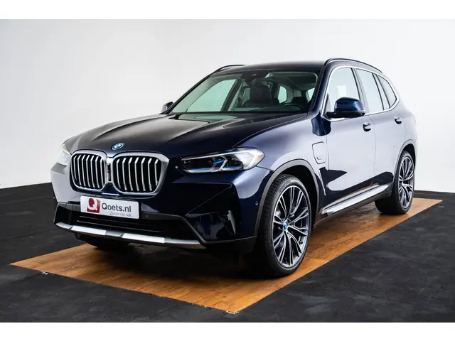 BMW X3 xDrive30e 2022 Hybride Benzine 6