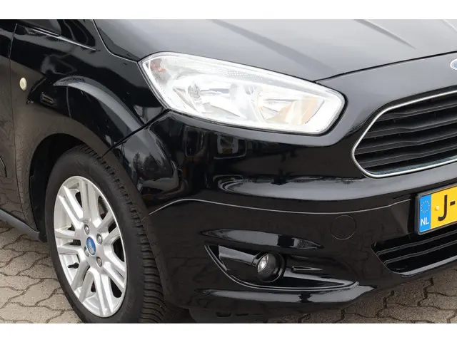 Ford Tourneo Courier 1.0 Titanium 2016 Benzine 11