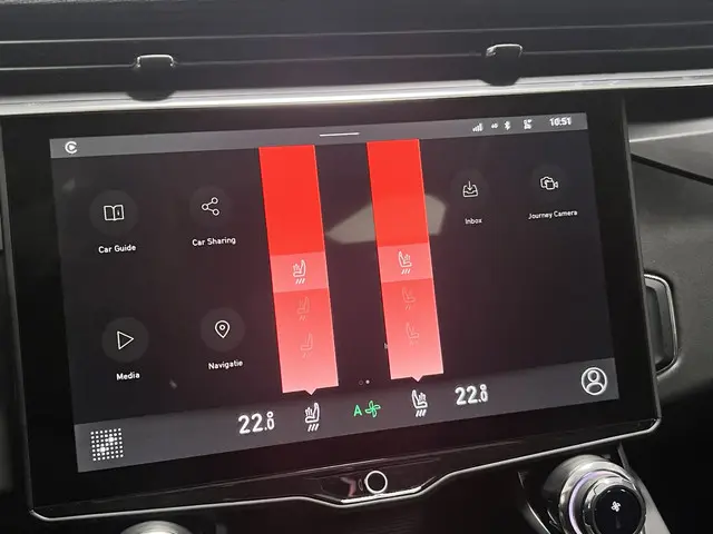 Lynk & Co 01 1.5 2023 Hybride Benzine 34