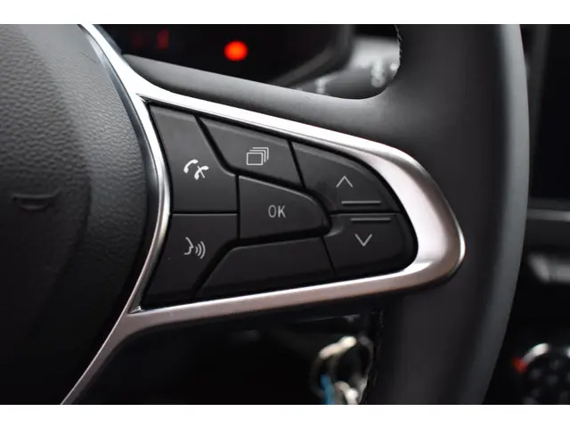 Renault Clio TCe 90 GPF evolution 2024 Benzine 23