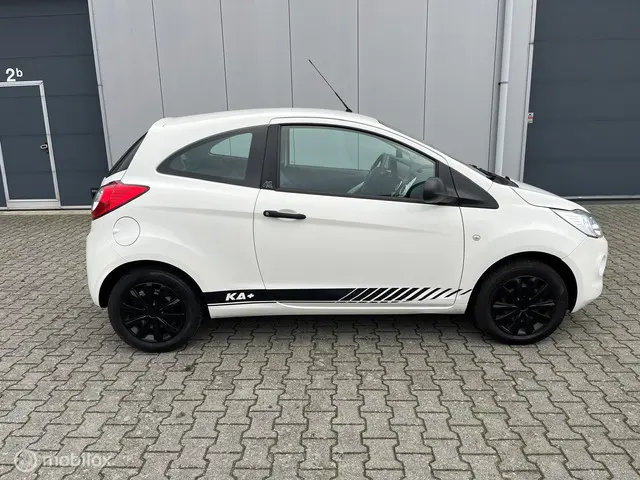 Ford Ka 1.2 Style start/stop 2015 Benzine 15