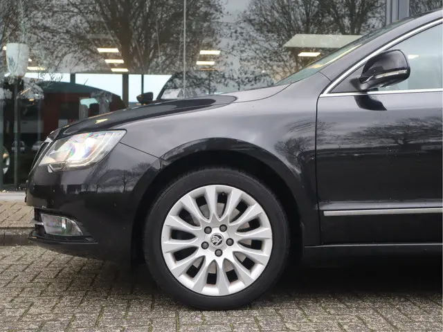 Škoda Superb 1.4 TSI Ambition 2014 Benzine 15