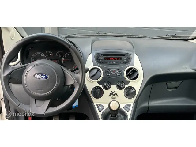 Ford Ka 1.2 Limited |STOELVERWARMING 2013 Benzine 16