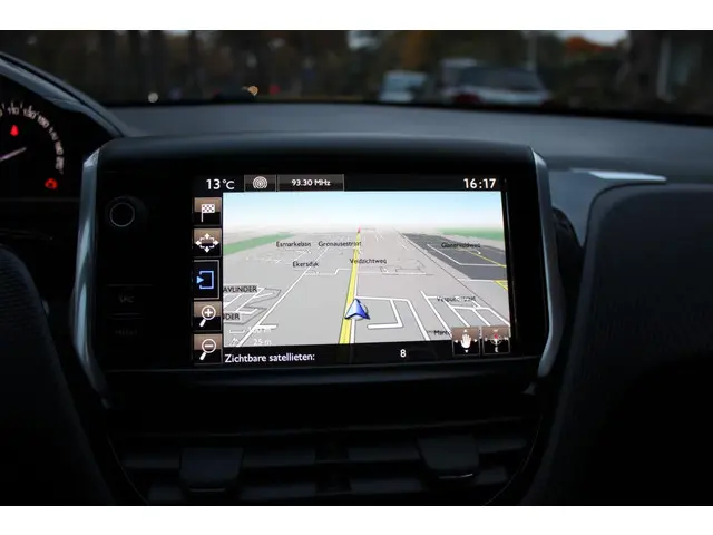 Peugeot 2008 1.2 PureTech Style 2015 Benzine 21