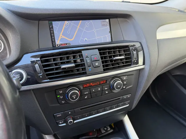 BMW X3 xDrive20i High Executive 2012 Benzine 28