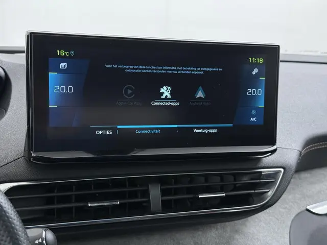 Peugeot 3008 1.6 HYbrid4 300 GT 2022 Hybride Benzine 38