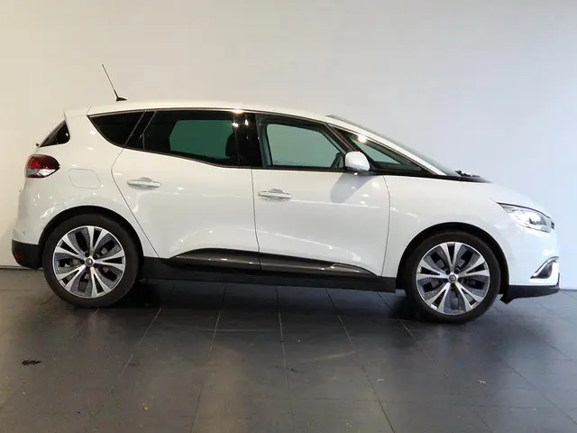 Renault Scénic 1.3 TCe Intens 2019 Benzine 17