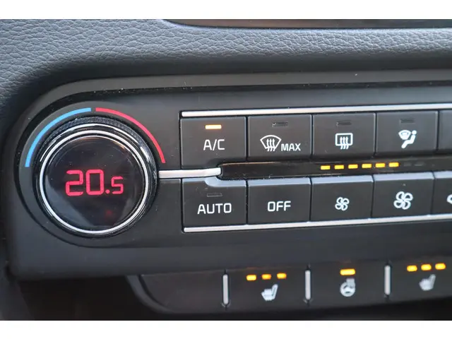 Kia ProCeed 1.5 T-GDI GT-PlusLine 2021 Benzine 35