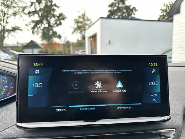 Peugeot 3008 1.6 HYbrid 225 GT 2023 Hybride Benzine 25