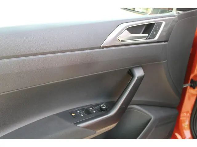 Volkswagen Polo 1.0 TSI R-Line Edition 2020 Benzine 8