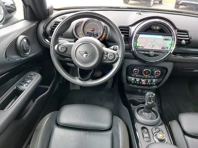 MINI Clubman 1.5 Cooper Business Edition 2019 Benzine 23