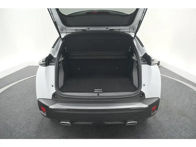 Peugeot 2008 PureTech 130 EAT8 GT 2024 Benzine 65