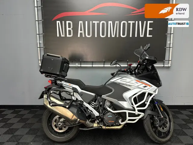 KTM 1290 All-Road Super Adventure S ABS 2023 Benzine