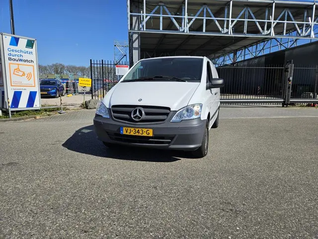 Mercedes-Benz Vito 2