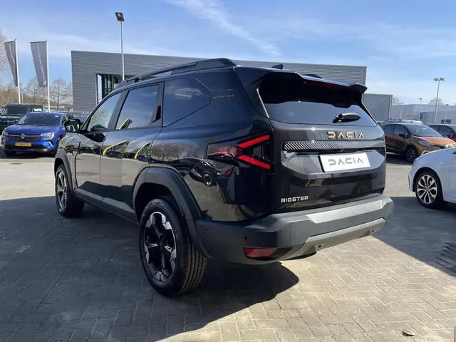 Dacia Bigster 1.2 Mild Hybrid 140 Extreme 2025 Benzine 6