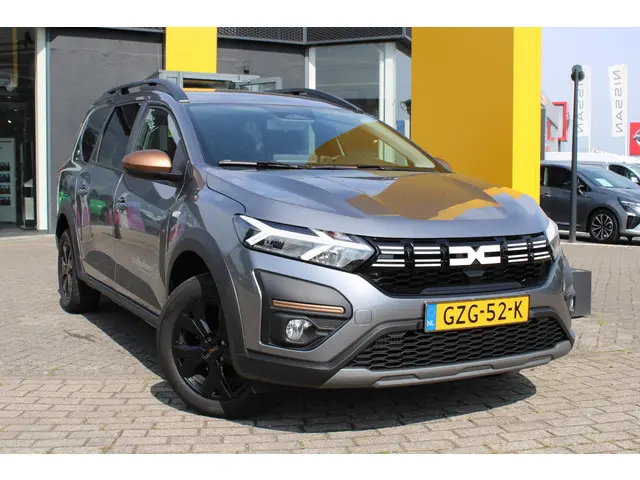 Dacia Jogger TCe 110 Extreme 7p. 2025 Benzine 2