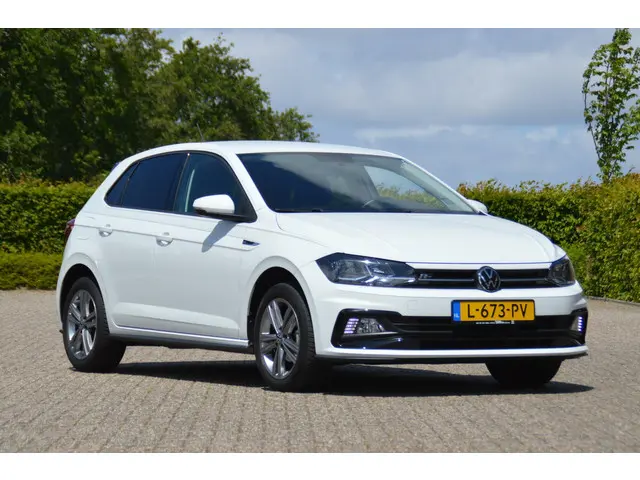 Volkswagen Polo 1.0 TSI Highline Business R 2021 Benzine 43