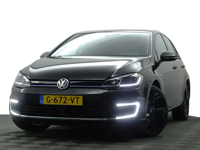 Volkswagen e-Golf Highline Aut- 2019 Elektrisch 24