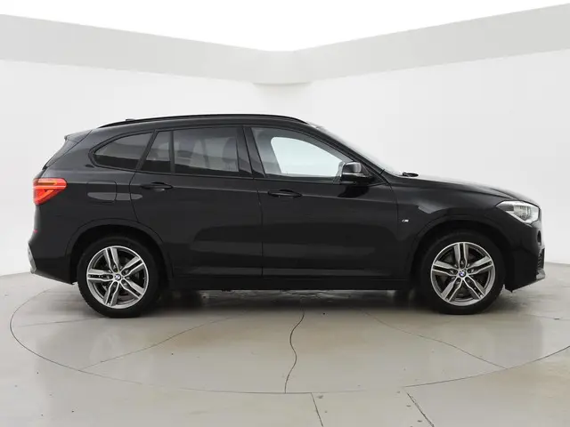 BMW X1 XDRIVE20i 192 PK AUT8 M-SPORT 2016 Benzine 25