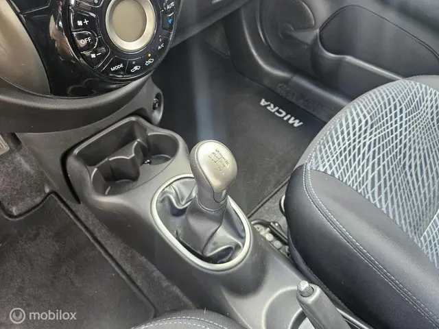 Nissan Micra 1.2 Connect Edition N-TEC 2017 Benzine 19