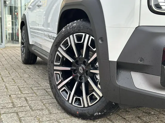 Renault 4 comfort range iconic 52 kWh 2025 Elektrisch 9