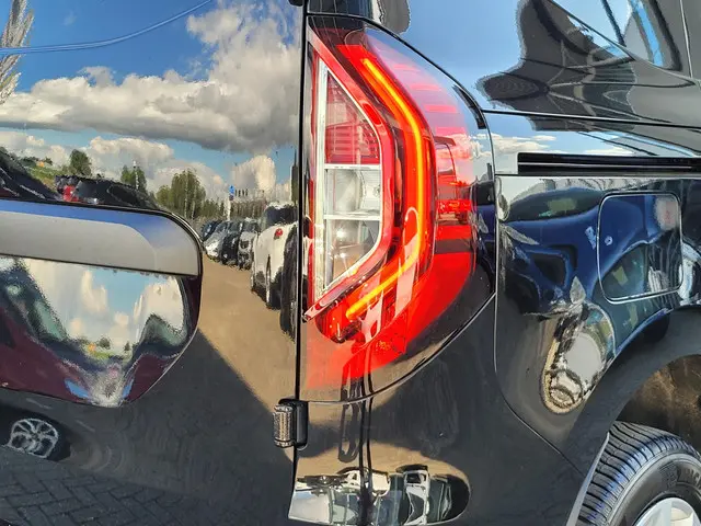 Renault Kangoo 1.5 Blue dCi 95 Luxe L1 2024 Diesel 24