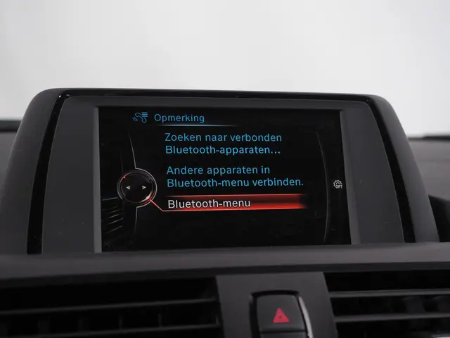 BMW 1 Serie 118i Essential 2015 Benzine 27