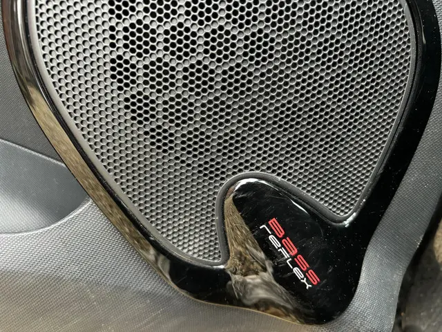 Renault Clio Estate 0.9 TCe Night&Day 2015 Benzine 15