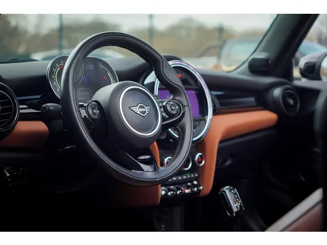 MINI Cooper S Cabrio Mini 2.0 Hammersmith 2021 Benzine 6