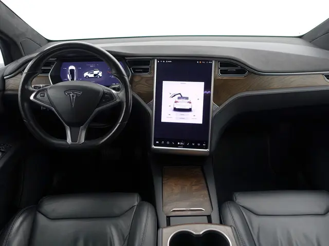 Tesla Model X 90D Performance Black Pack- 2017 Elektrisch 7
