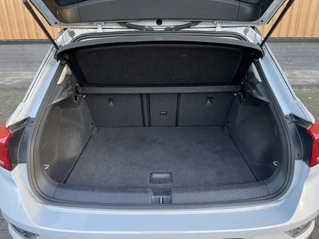 Volkswagen T-Roc 1.5 TSI Sport 2019 Benzine 22