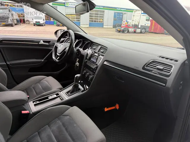 Volkswagen Golf 1.2 TSI Highline Automaat 2013 Benzine 4