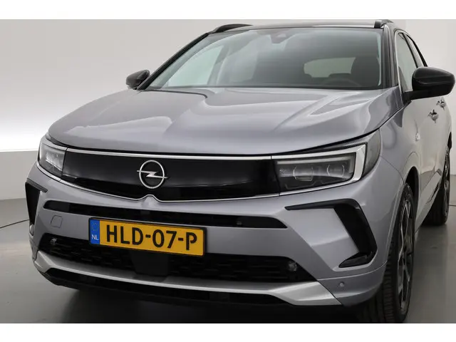 Opel Grandland 1.2 Turbo Ultimate 2024 Benzine 30