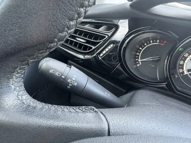 Citroën C3 1.0 PureTech Exclusive 2015 Benzine 29